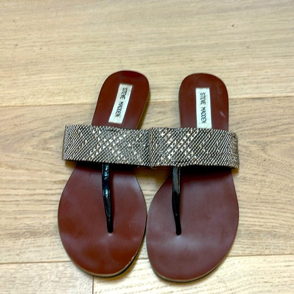 Steve Madsen sandals. Silver metal mesh strap. Like new only wore once.